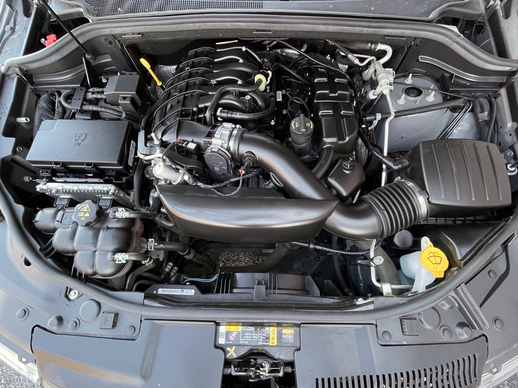 Used 2022 Dodge Durango GT image 38