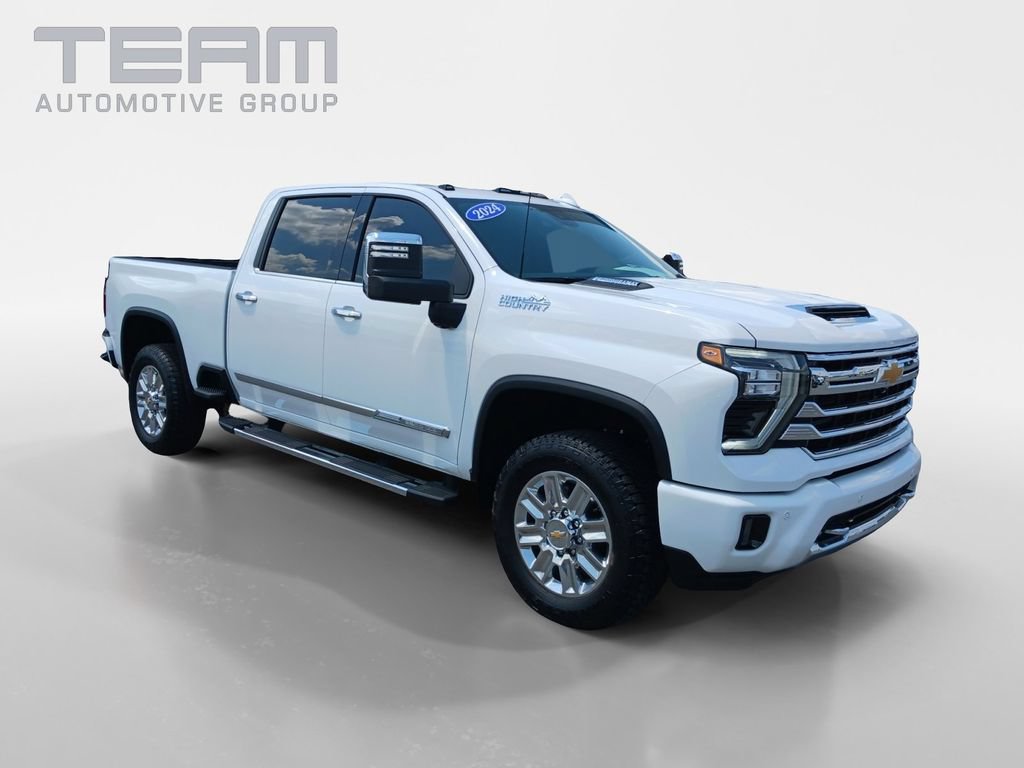 Used 2024 Chevrolet Silverado 2500 High Country w/ High Country Premium Package AWD/4WD video 1