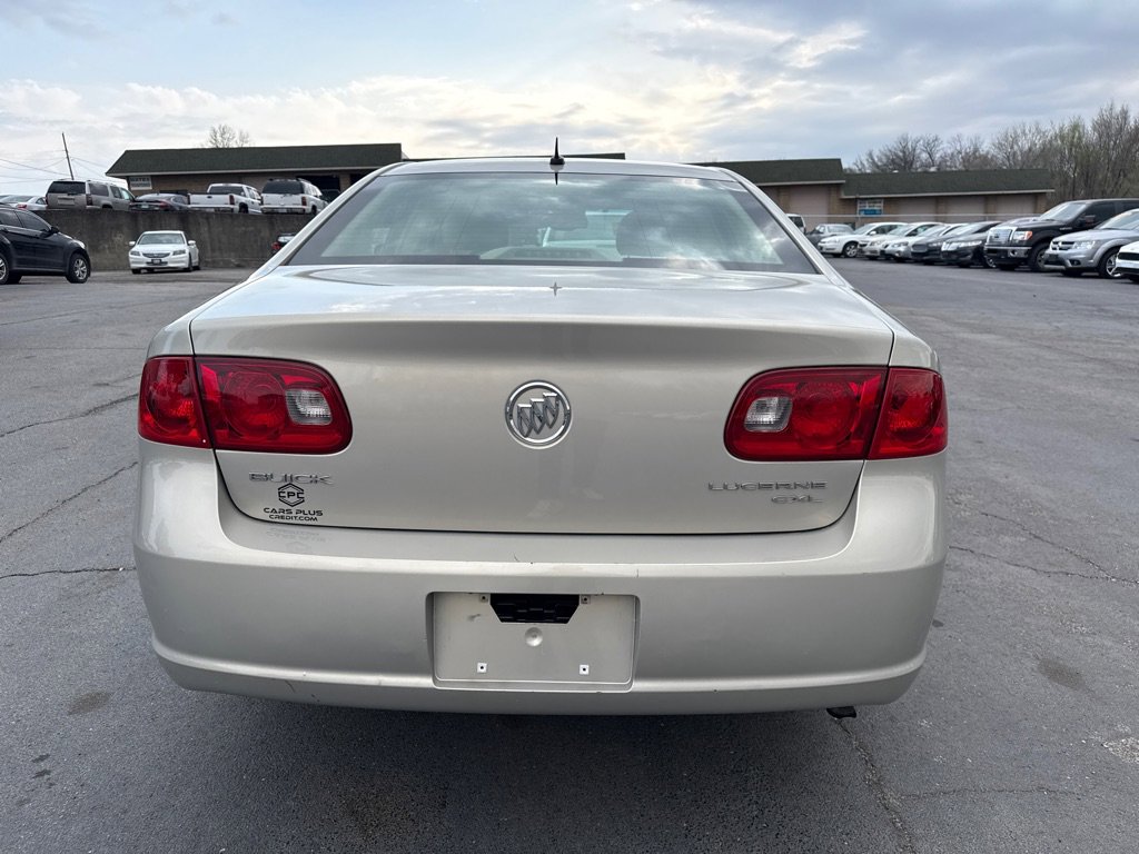 Used 2007 Buick Lucerne CXL w/ Luxury Package FWD image 7