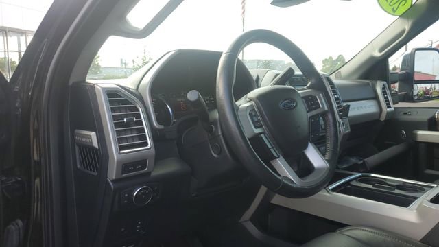 Used 2017 Ford F250 Lariat w/ Lariat Ultimate Package image 14