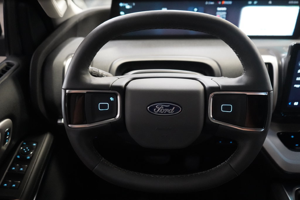 New 2026 Ford Expedition Active AWD/4WD image 37
