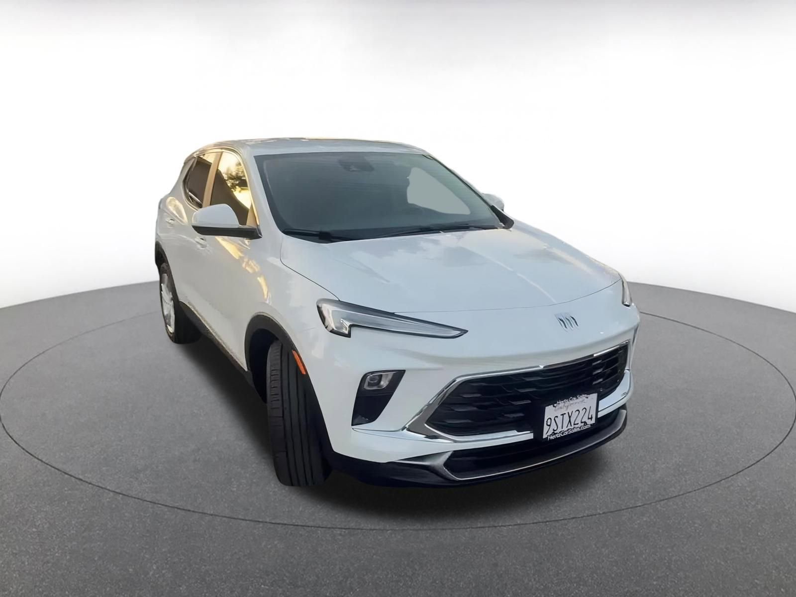 Used 2025 Buick Encore GX Preferred image 3