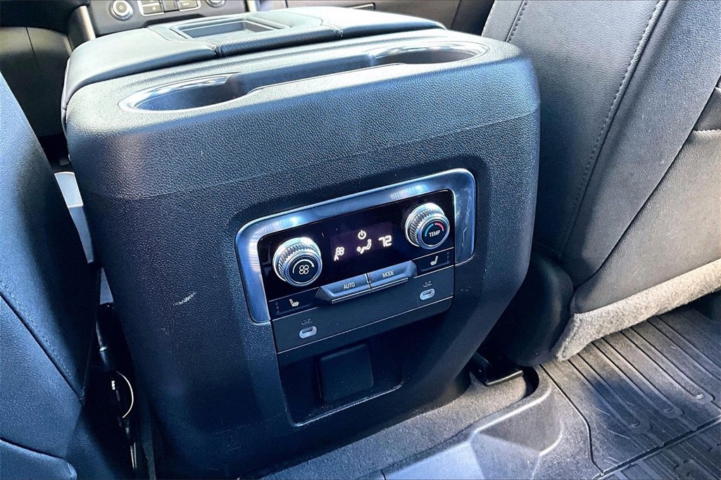 Used 2023 GMC Yukon XL AT4 w/ AT4 Premium Plus Package image 10