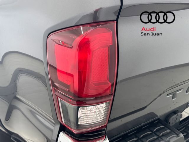 Used 2020 Toyota Tacoma SR5 RWD image 13