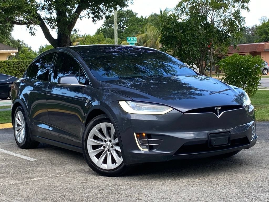 Used 2021 Tesla Model X Long Range AWD/4WD image 4