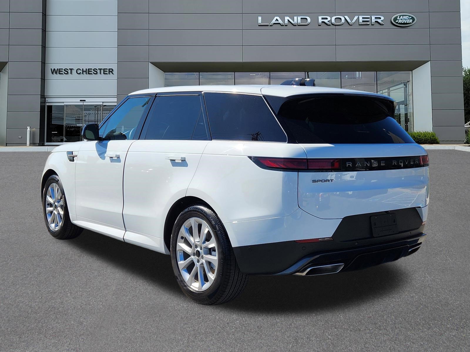 Certified 2026 Land Rover Range Rover Sport SE image 3
