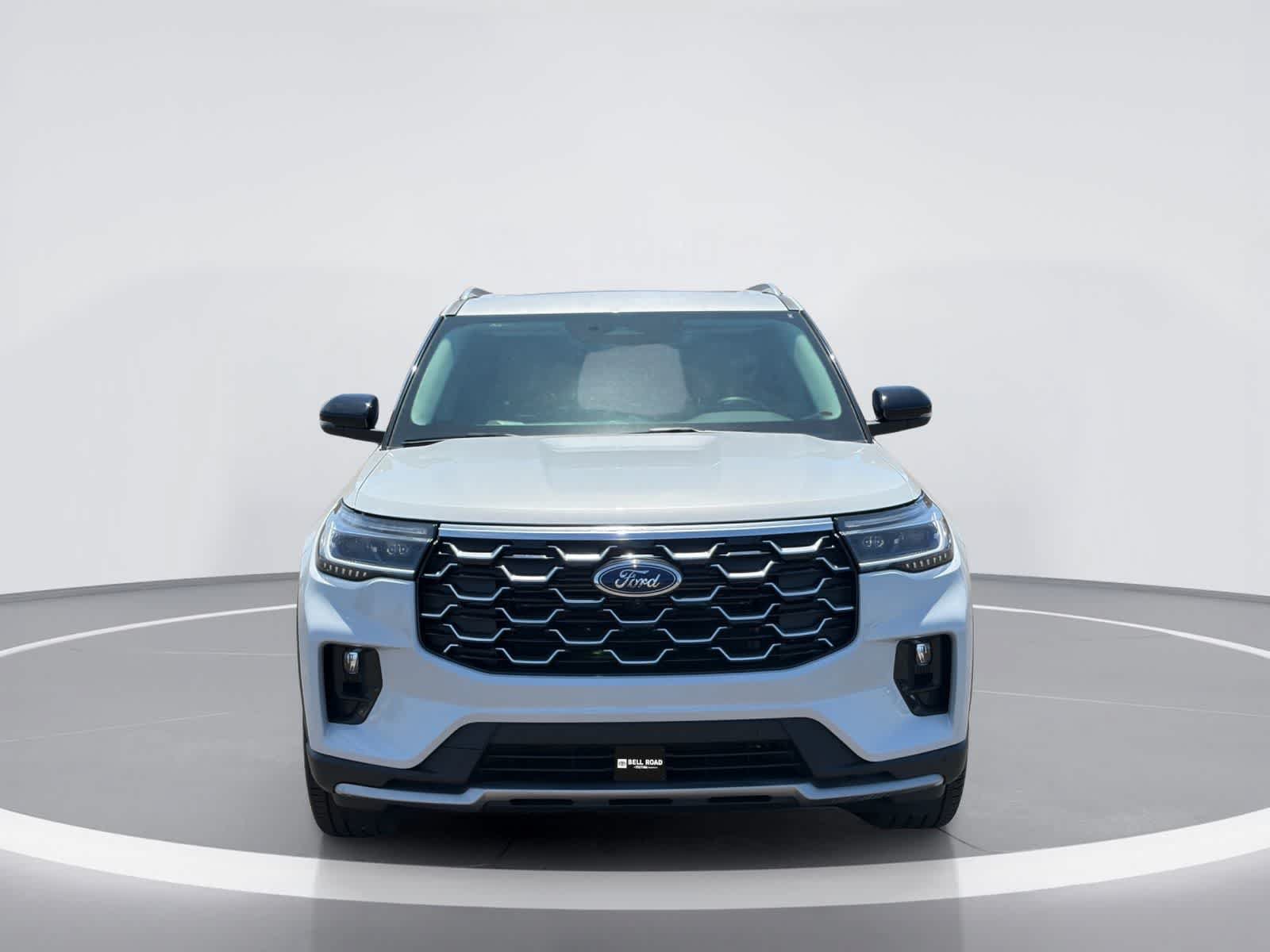 Used 2025 Ford Explorer Platinum w/ Ultimate Package AWD/4WD image 9