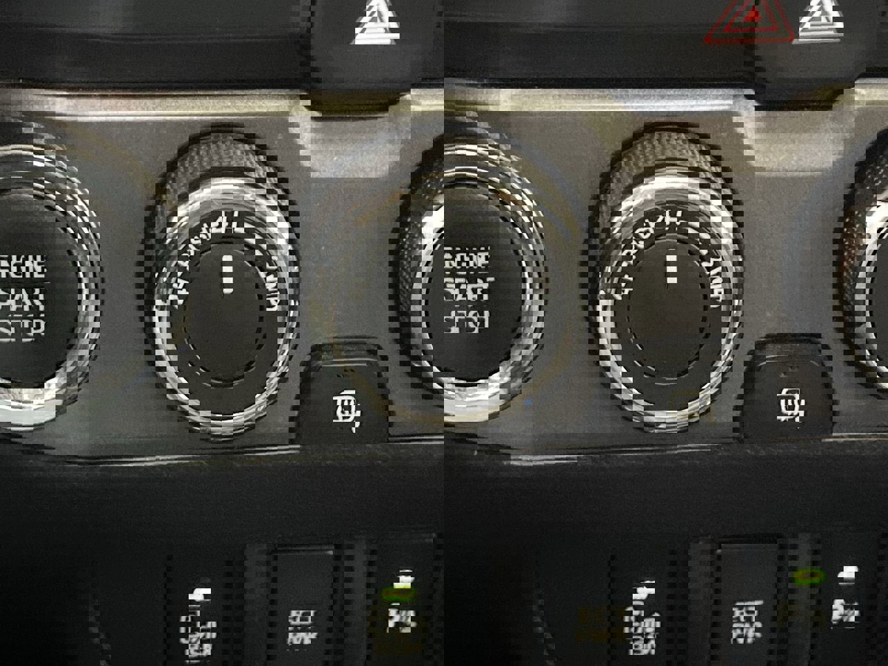 Used 2020 Toyota Tacoma TRD Sport w/ TRD Premium Sport Package image 16