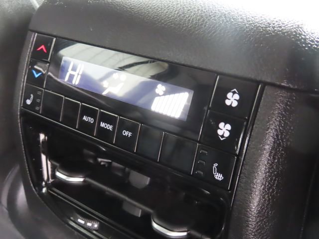 Used 2023 Jeep Grand Cherokee L Limited AWD/4WD image 27