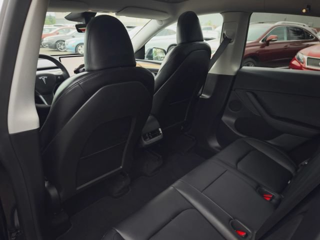 Used 2025 Tesla Model Y Long Range AWD/4WD image 53