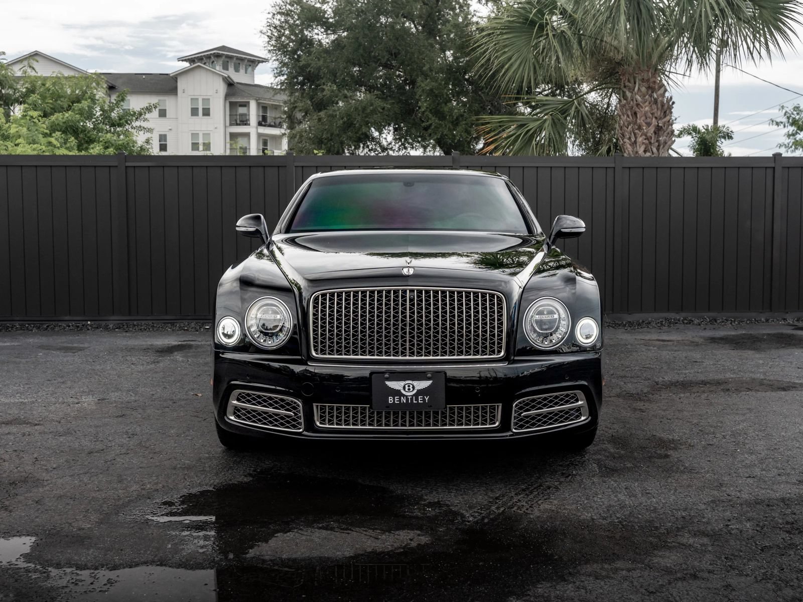 Used 2017 Bentley Mulsanne RWD image 9