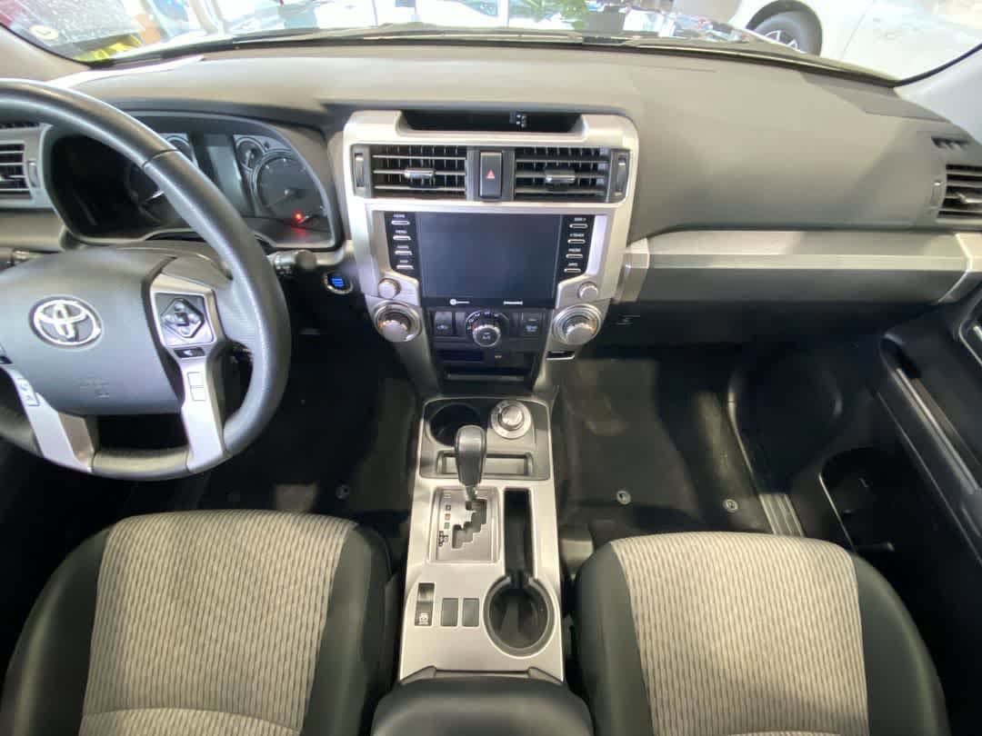 Used 2024 Toyota 4Runner SR5 AWD/4WD image 22
