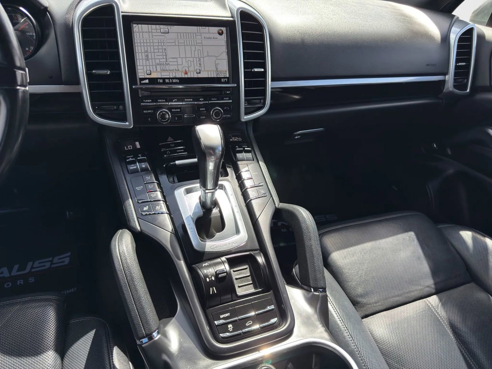Used 2013 Porsche Cayenne Diesel AWD/4WD image 20