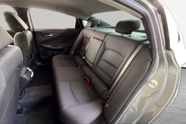Used 2023 Chevrolet Malibu LT FWD image 16