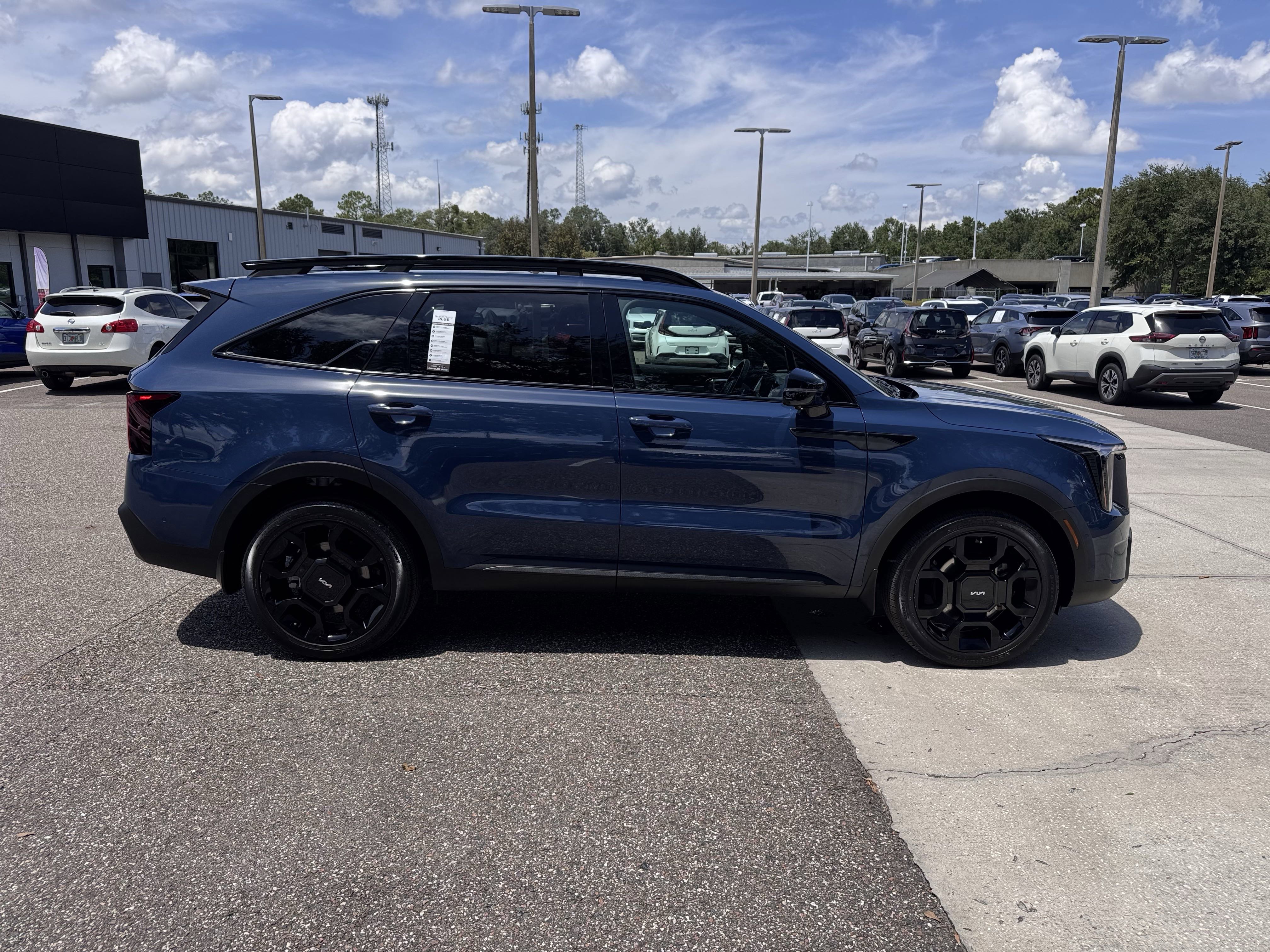 Certified 2024 Kia Sorento SX Prestige image 3