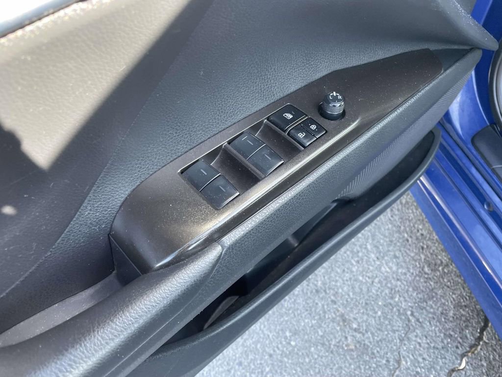 Used 2024 Toyota Camry SE w/ Convenience Package FWD image 28