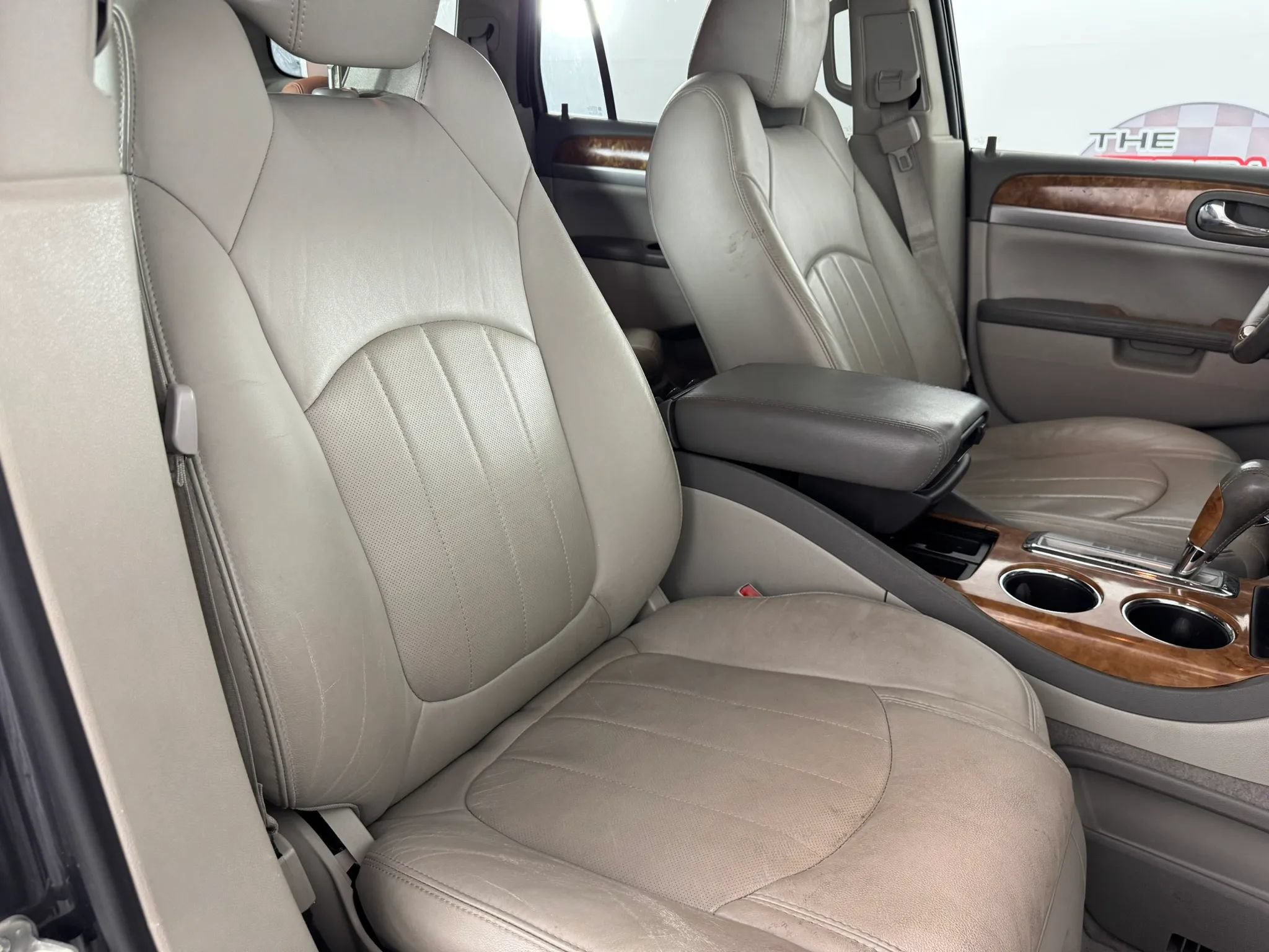 Used 2011 Buick Enclave CXL w/ Trailering Provision Package AWD/4WD image 30