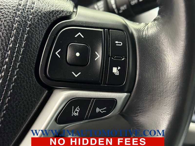 Used 2018 Toyota Highlander Plus image 41