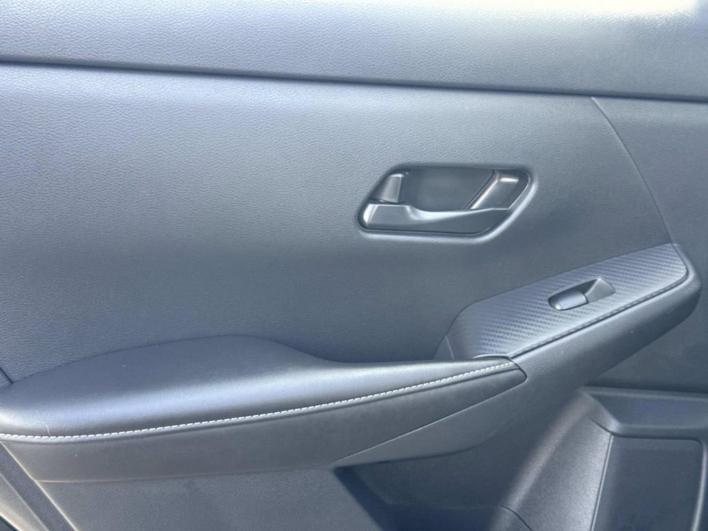 Certified 2025 Nissan Sentra SV FWD image 12