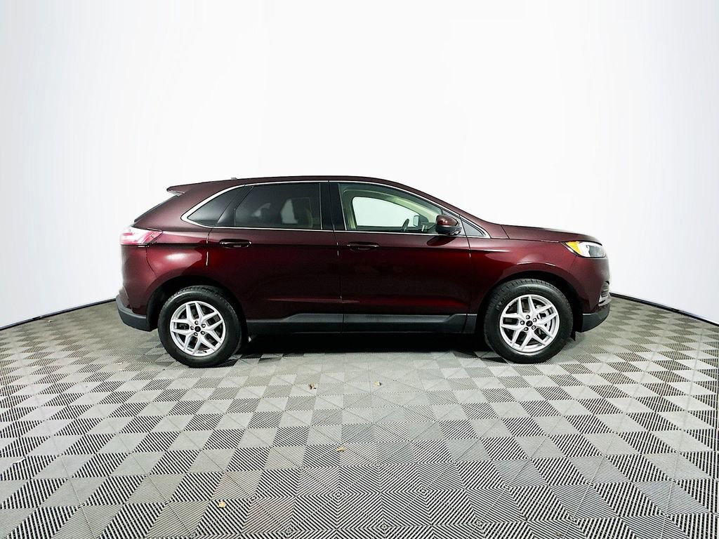 Used 2023 Ford Edge SEL w/ Convenience Package image 11