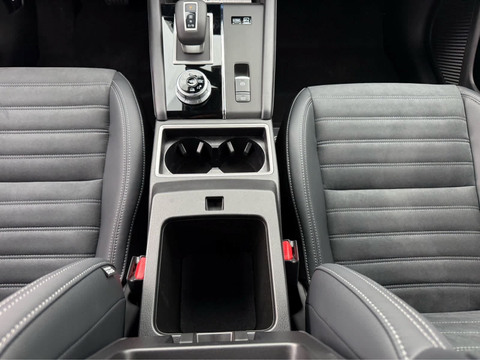 New 2026 Nissan Rogue SL AWD/4WD image 30