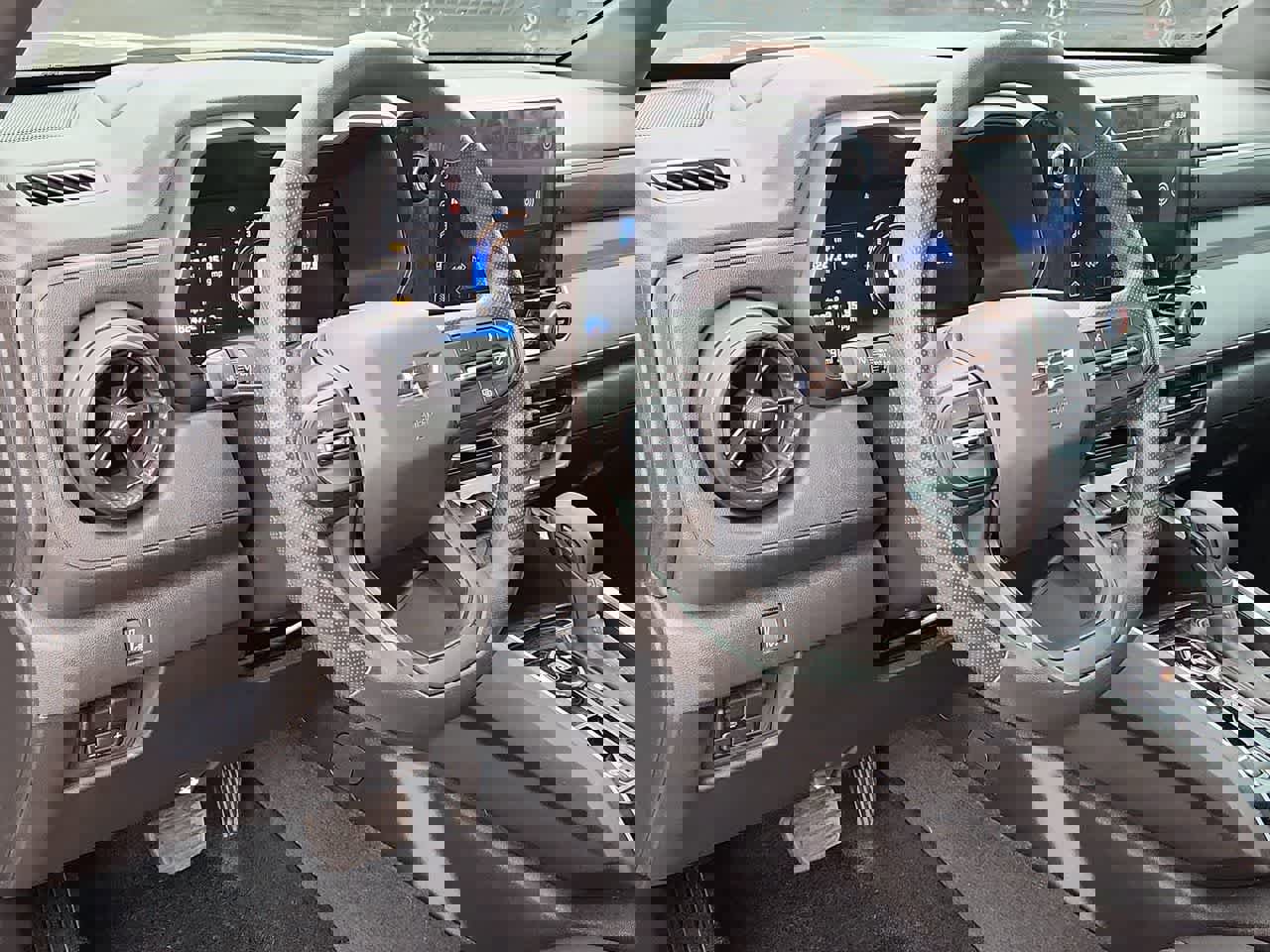 Used 2024 Chevrolet Colorado Trail Boss w/ Technology Package image 10