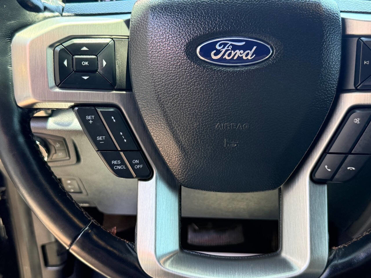 Used 2022 Ford F350 Platinum AWD/4WD image 22