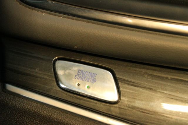 Used 2021 Buick Enclave Essence image 26