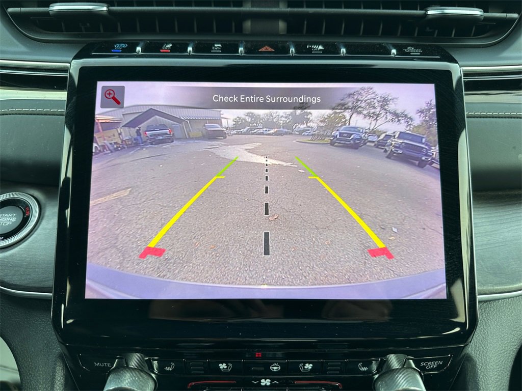 Used 2022 Jeep Grand Cherokee Overland image 26