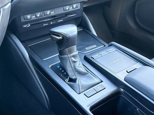 Used 2020 Lexus ES 300h w/ Premium Package FWD image 28