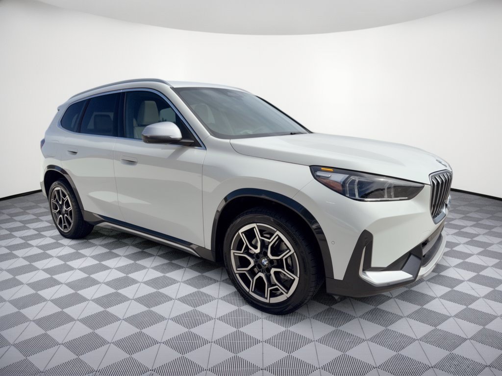 Used 2023 BMW X1 xDrive28i w/ Premium Package AWD/4WD image 7