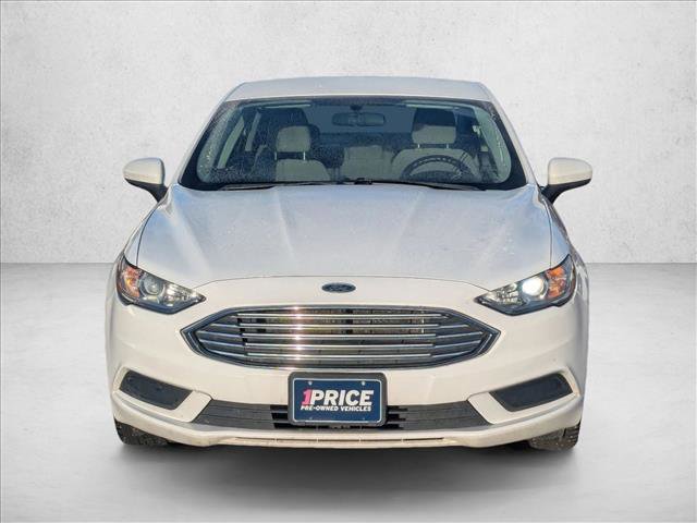 Used 2017 Ford Fusion S image 2