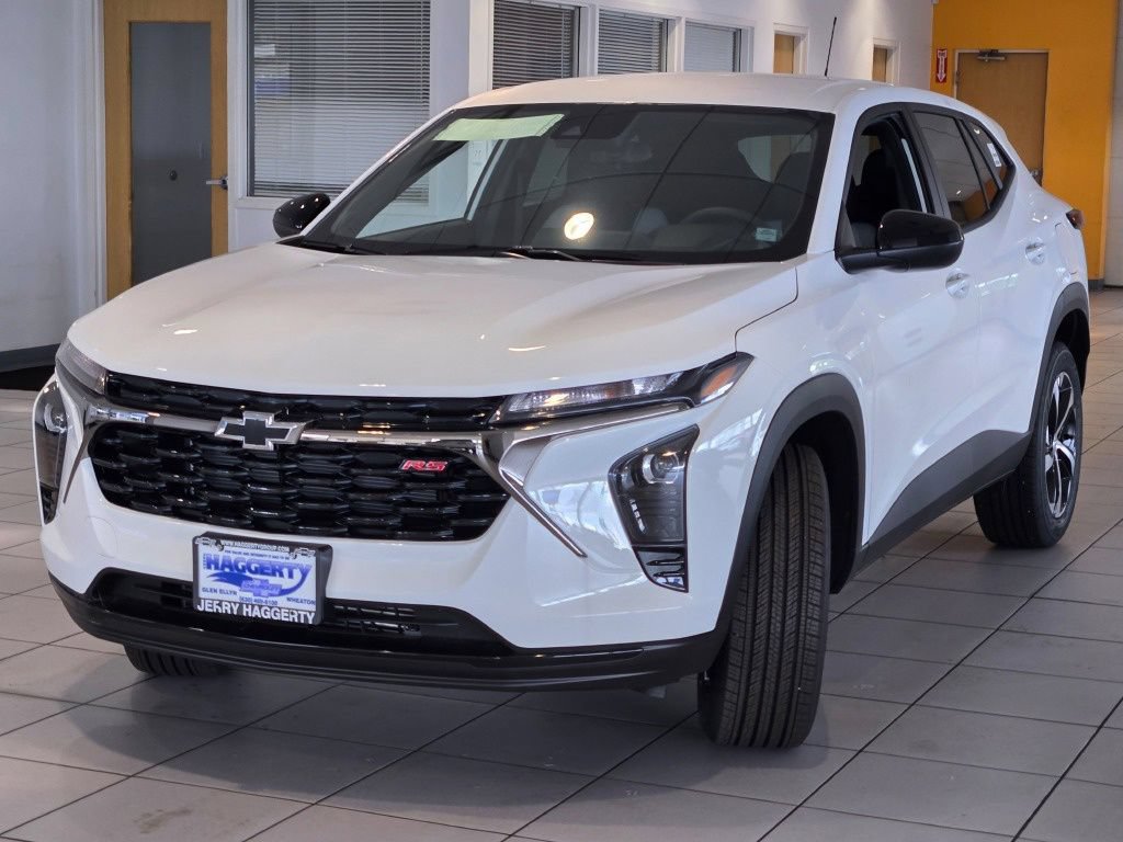 New 2026 Chevrolet Trax RS w/ Driver Confidence Package FWD image 4