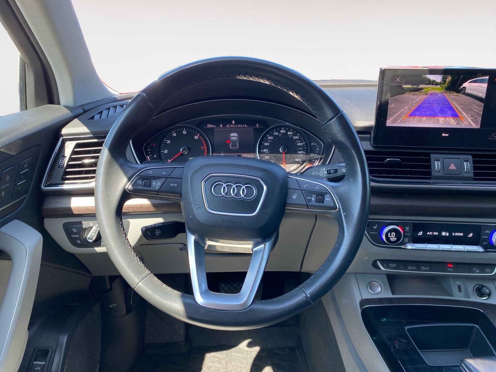 Used 2022 Audi Q5 2.0T Premium w/ Convenience Package AWD/4WD image 15
