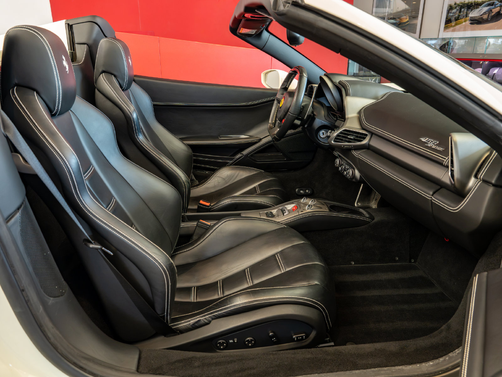 Certified 2015 Ferrari 458 Spider RWD image 18