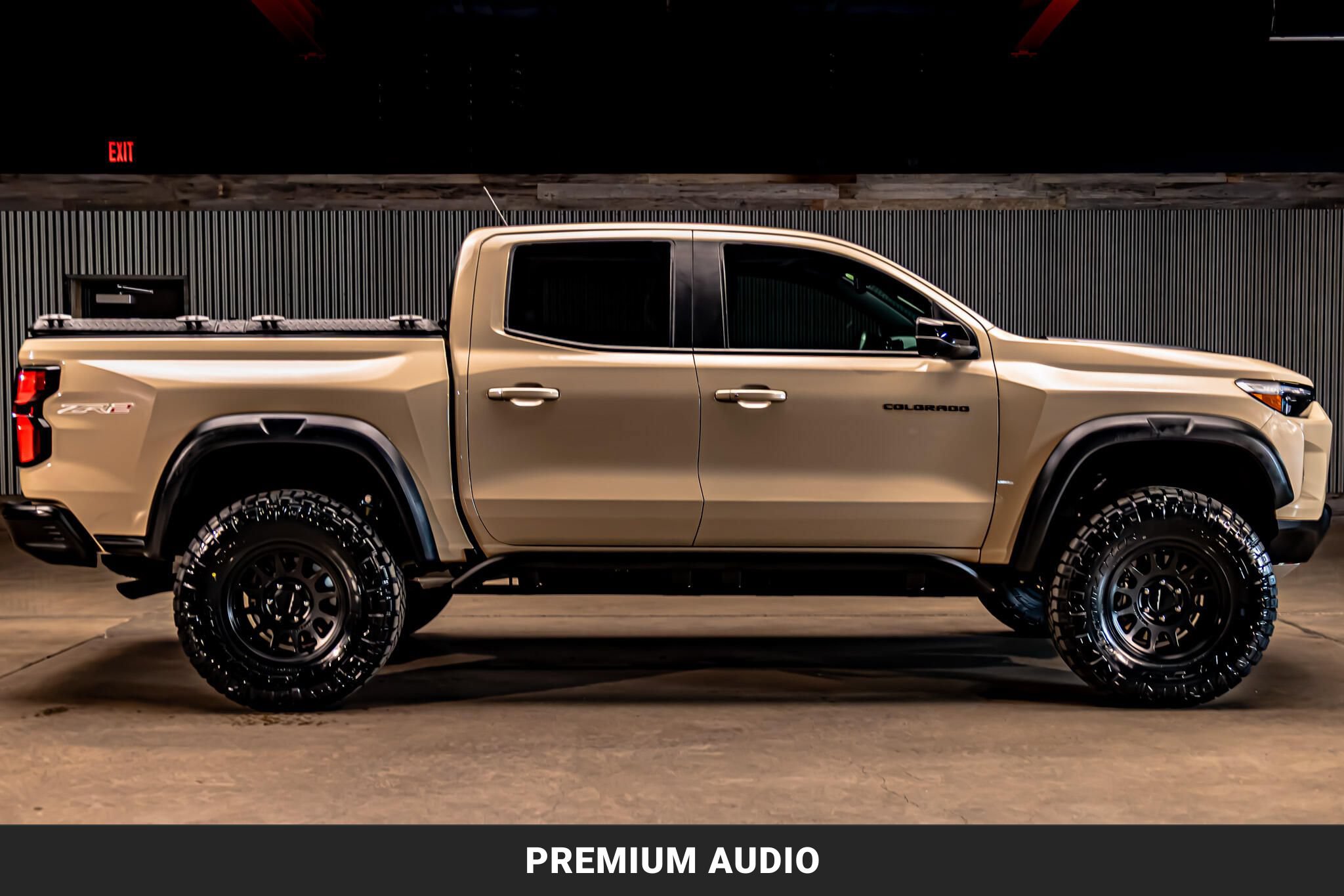 Used 2023 Chevrolet Colorado ZR2 w/ ZR2 Convenience Package III AWD/4WD image 11
