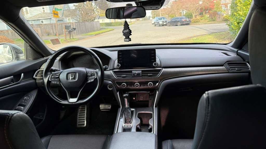 Used 2020 Honda Accord Sport image 10