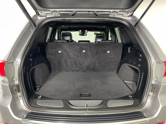 Used 2018 Jeep Grand Cherokee Limited AWD/4WD image 19