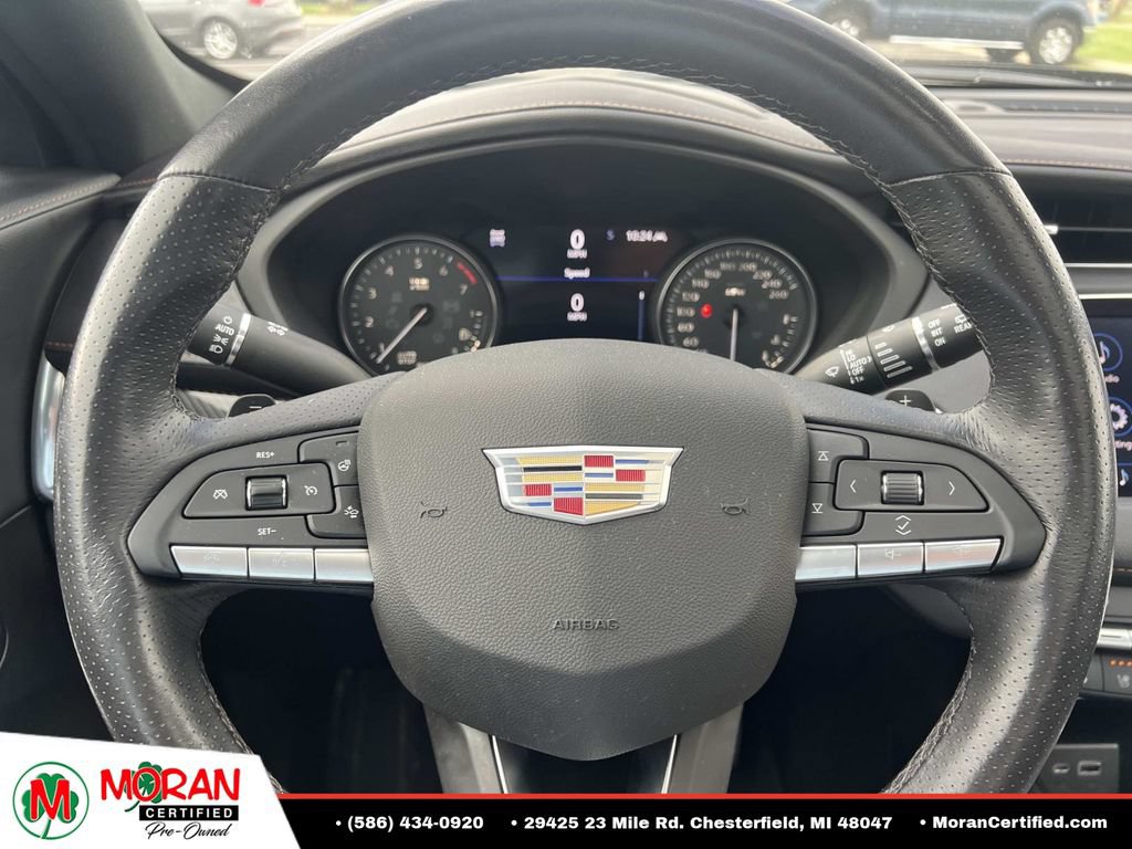 Used 2022 Cadillac XT4 Sport w/ Comfort Package AWD/4WD image 18