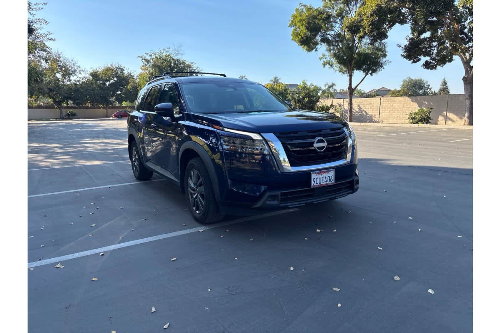Used 2022 Nissan Pathfinder SV FWD image 9