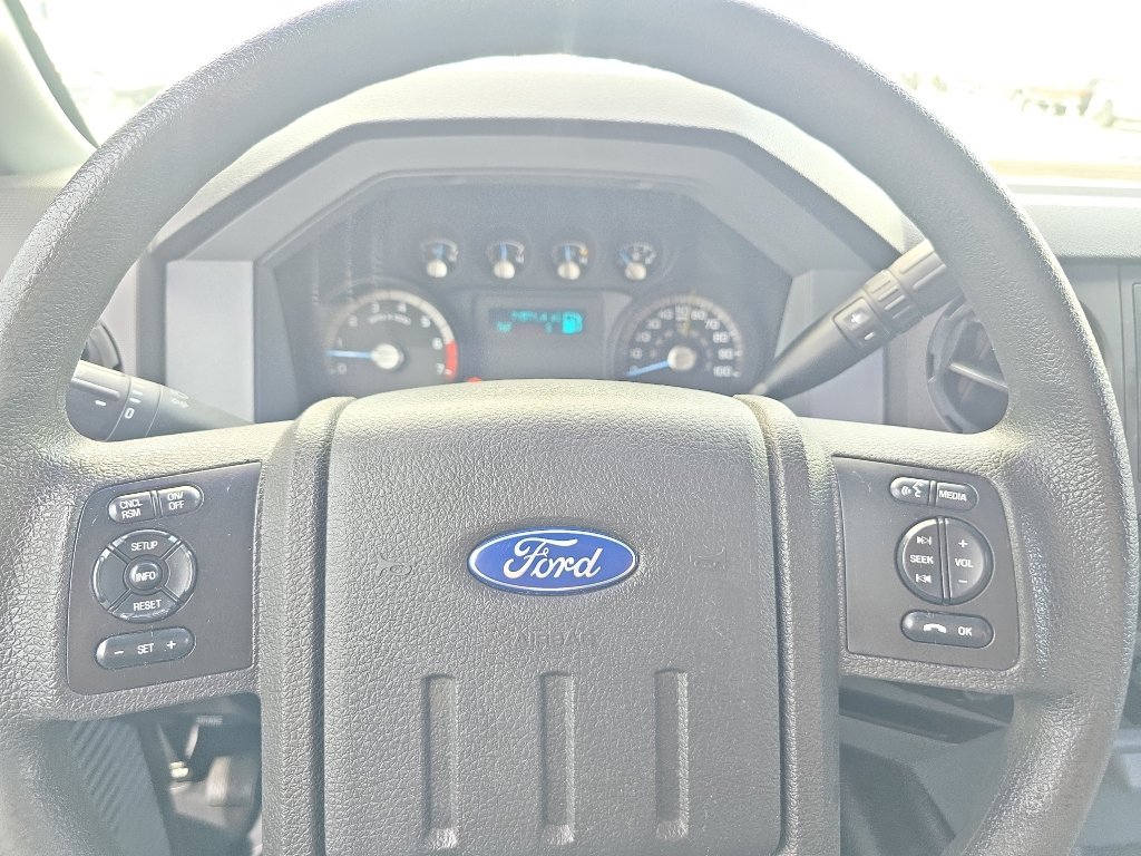 Used 2015 Ford F250 XL w/ Power Equipment Group image 19