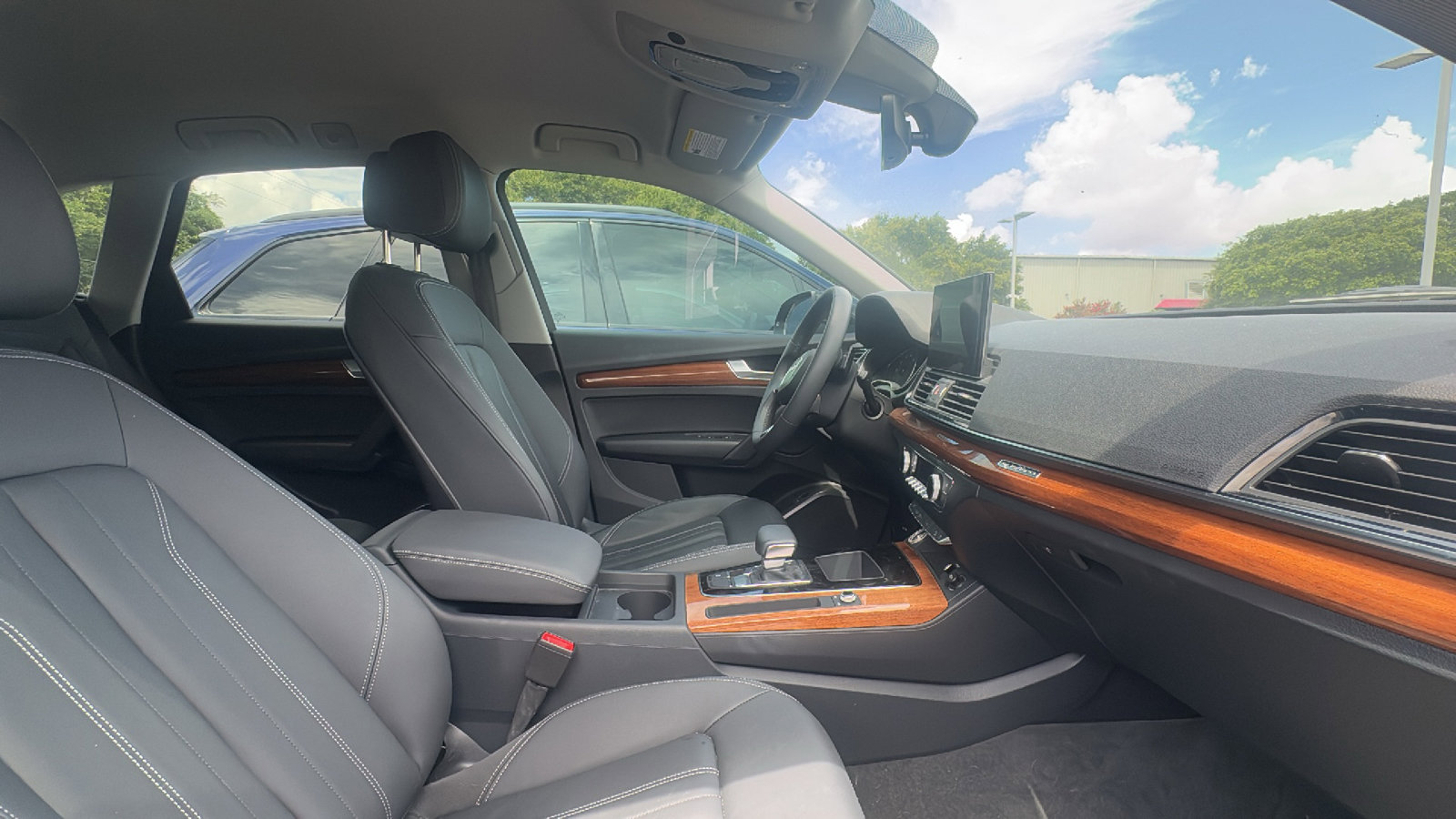 Used 2023 Audi Q5 2.0T Premium AWD/4WD image 18