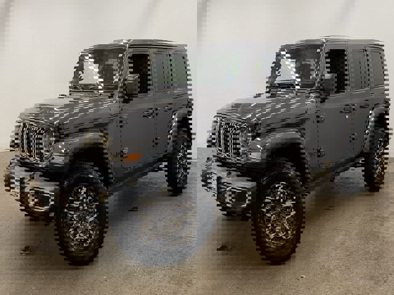 Used 2025 Jeep Wrangler Sahara image 1