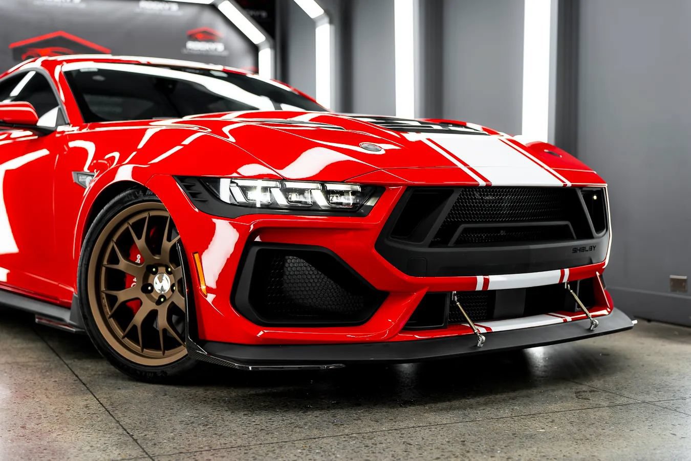 Used 2025 Ford Mustang GT Premium w/ GT Performance Package RWD image 4