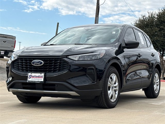 Used 2023 Ford Escape FWD image 3