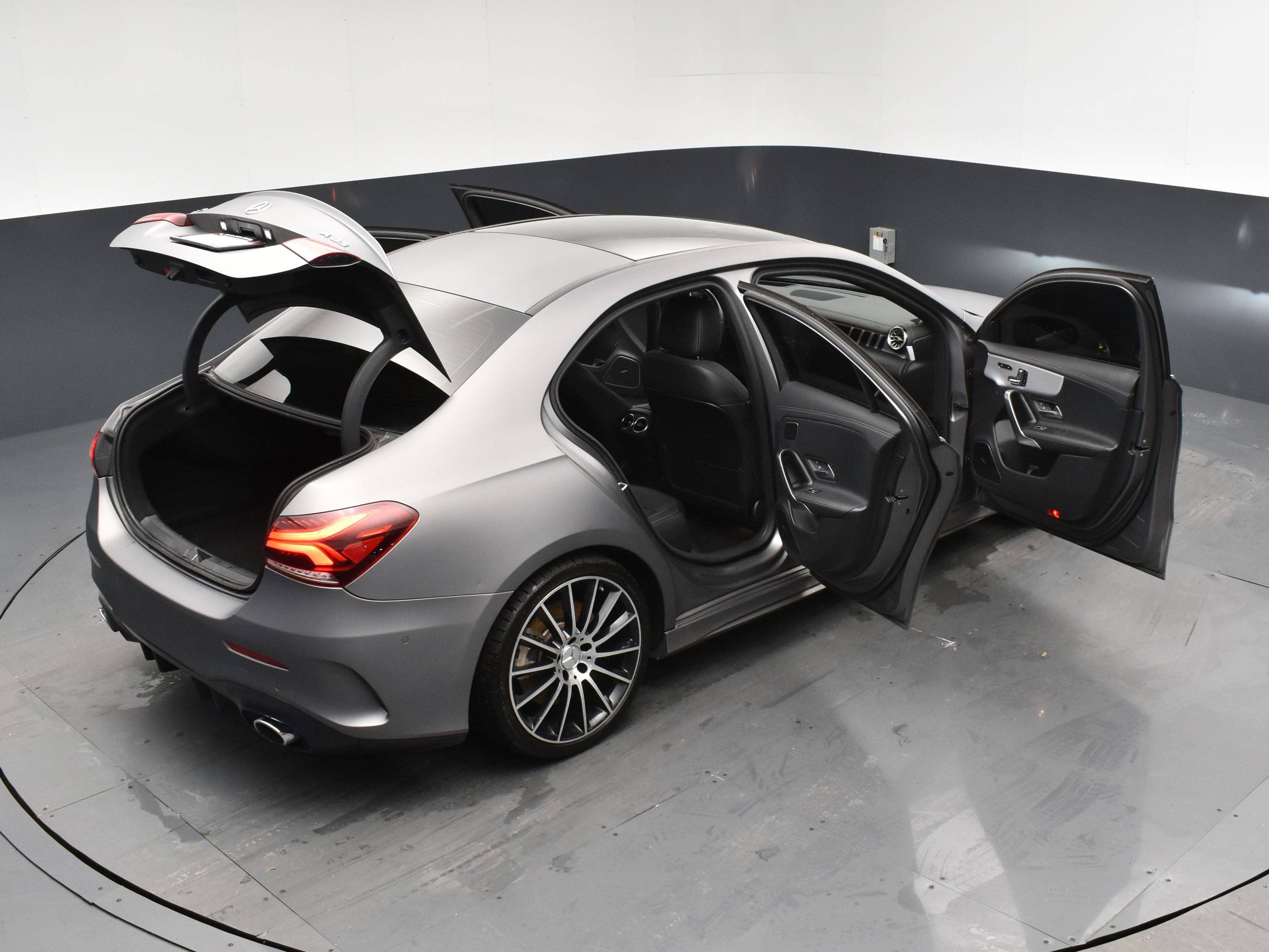 Used 2020 Mercedes-Benz A 35 AMG 4MATIC image 27