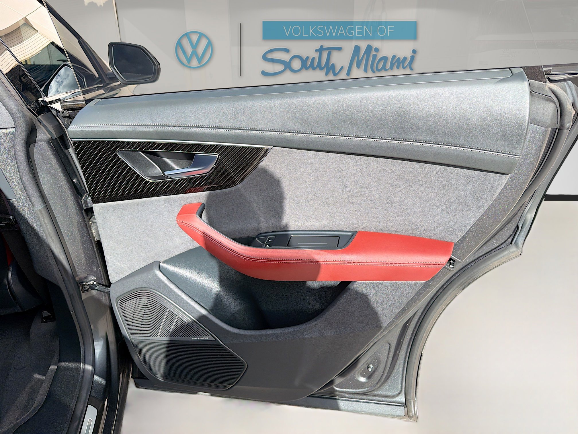 Used 2023 Audi SQ8 Prestige w/ Prestige Package image 31