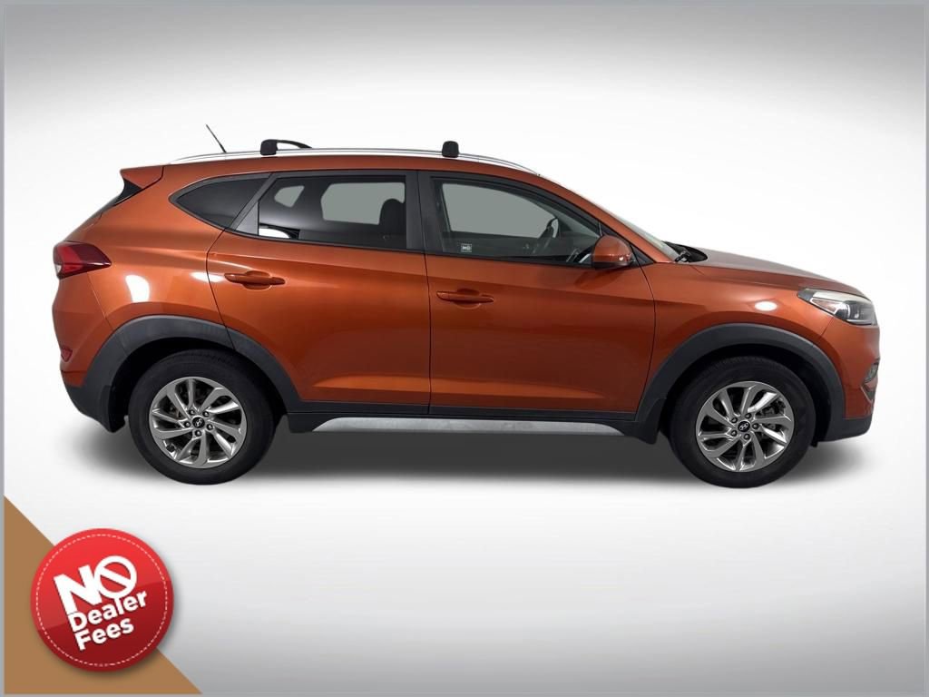 Used 2017 Hyundai Tucson SE image 2