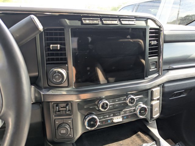 Used 2023 Ford F350 Lariat w/ Lariat Ultimate Package image 7