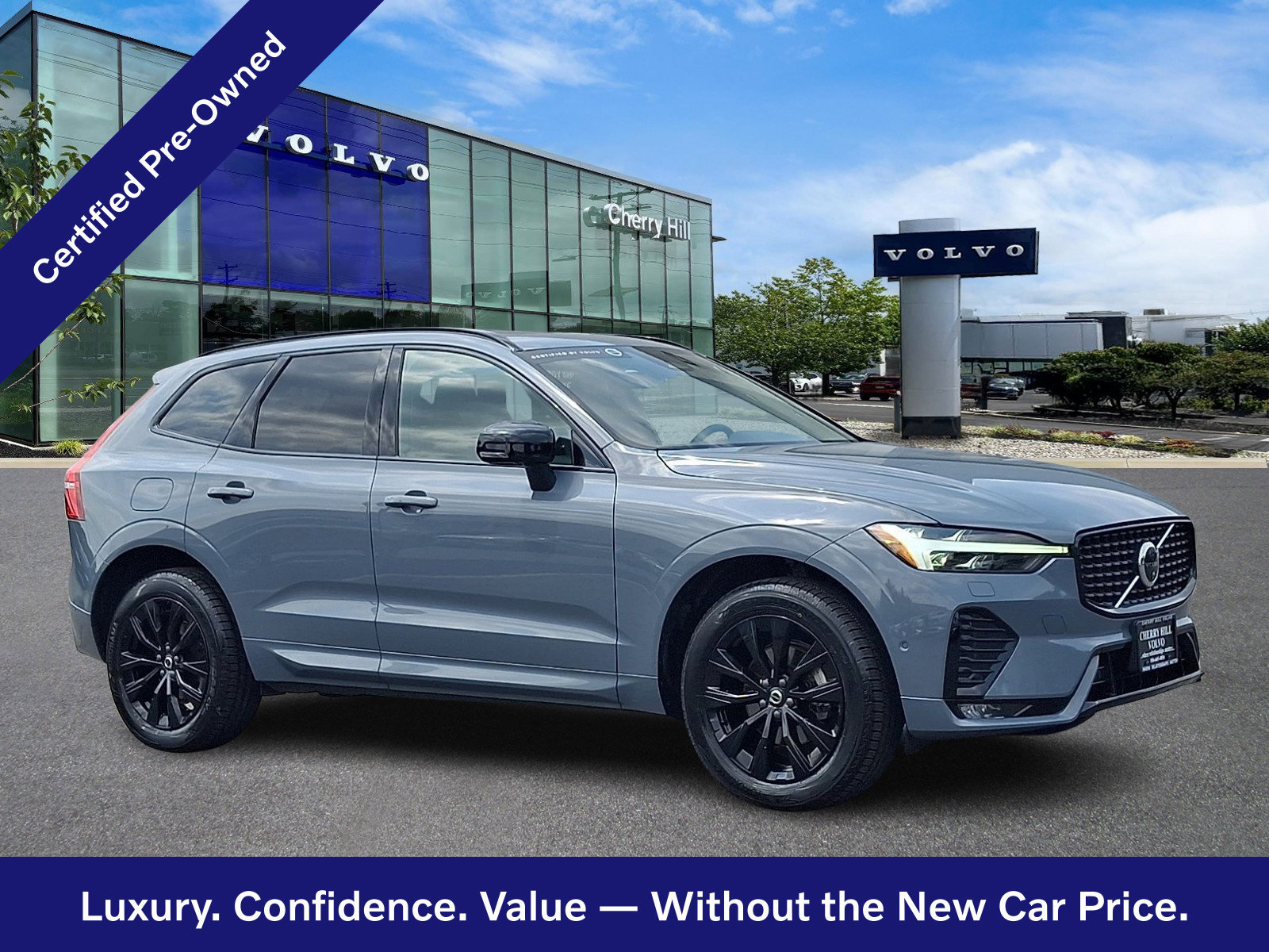 Certified 2024 Volvo XC60 B5 Plus w/ Climate Package AWD/4WD image 1